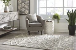 Karah 5x7 Area Rug By Millennium -Furniture Serie Shop 157513 1200x800