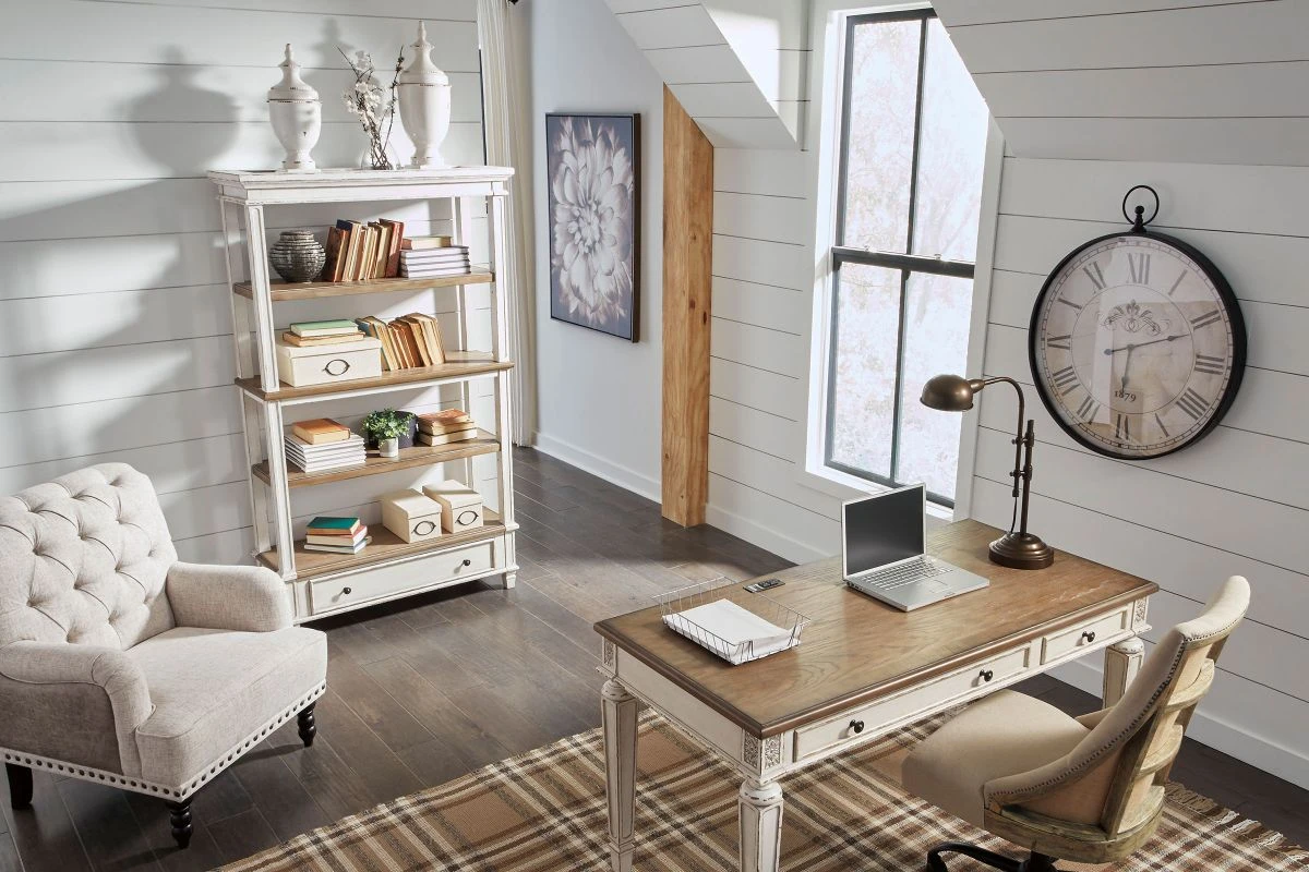 Realyn 75" Bookcase 4 Realyn 75" Bookcase - Image 2