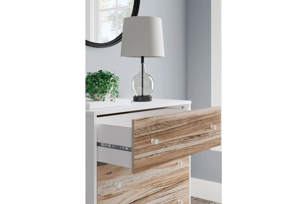 Ashley Piperton Chest Of Drawers 5 Ashley Piperton Chest Of Drawers - Image 3